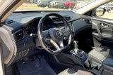Used 2020 Nissan Rogue SV image 2