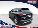 Used 2021 Ford Escape SE image 3