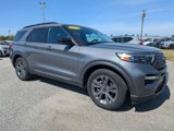 Used 2022 Ford Explorer XLT w/ Equipment Group 202A image 2