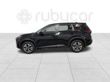 Used 2023 Nissan Rogue SV image 2