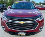 Used 2020 Chevrolet Traverse LT image 2