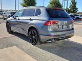 Used 2021 Volkswagen Tiguan SE image 2