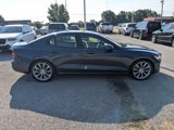 Used 2021 Volvo S60 T6 Momentum w/ Premium Package image 4