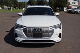 Used 2019 Audi e-tron Prestige w/ Prestige Package image 2