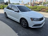 Used 2017 Volkswagen Jetta SE image 4