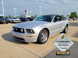 Used 2005 Ford Mustang GT Premium image 2