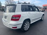 Used 2011 Mercedes-Benz GLK 350 4MATIC image 5
