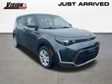 Used 2023 Kia Soul LX image 3