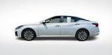 Used 2023 Nissan Altima 2.5 SV image 3