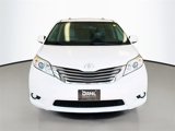 Used 2016 Toyota Sienna XLE Premium image 2