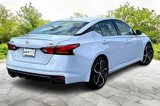 Used 2024 Nissan Altima 2.5 SR image 2