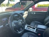 Used 2020 Ford Explorer XLT w/ Equipment Group 202A image 4