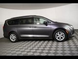 Used 2017 Chrysler Pacifica Touring-L Plus w/ Tire & Wheel Group image 2