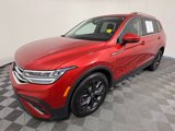 Used 2022 Volkswagen Tiguan SE image 2