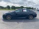 Used 2023 Toyota Camry SE image 4