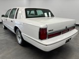 Used 1997 Lincoln Town Car Executive image 4