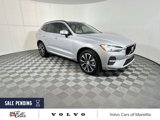 Used 2022 Volvo XC60 B5 Momentum w/ Climate Package image 3