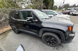 Used 2022 Jeep Renegade Altitude image 3
