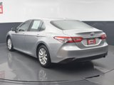 Used 2020 Toyota Camry LE image 3
