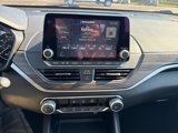 Used 2024 Nissan Altima 2.5 SV image 4