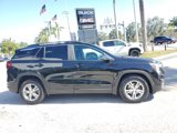 Used 2022 GMC Terrain SLE w/ Driver Convenience Package image 4