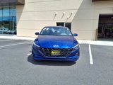 Certified 2023 Hyundai Elantra SEL w/ Preferred Accessory Package image 2