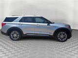 Used 2023 Ford Explorer Limited image 2