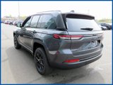 New 2025 Jeep Grand Cherokee Altitude image 5