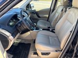 Used 2012 Land Rover LR2 HSE image 6