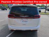 Used 2023 Chrysler Pacifica Touring-L image 5