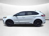 Used 2022 Ford Edge SE image 6