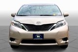 Used 2014 Toyota Sienna LE image 3