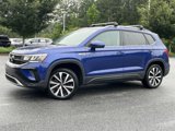 Used 2023 Volkswagen Taos SE image 2