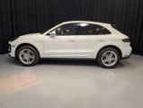 Used 2024 Porsche Macan image 2