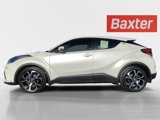 Used 2021 Toyota C-HR XLE image 2