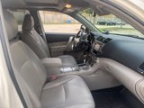 Used 2013 Toyota Highlander Plus image 5