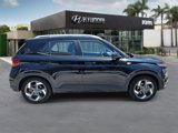 Used 2022 Hyundai Venue SEL image 2