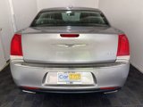 Used 2016 Chrysler 300 Limited image 5