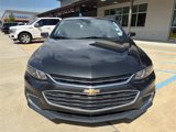 Used 2018 Chevrolet Malibu LT image 2