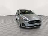 Used 2020 Ford Fusion SE image 2