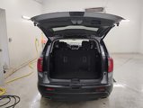 Used 2022 GMC Acadia SLE w/ Driver Convenience Package image 6