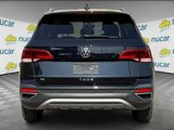 Used 2022 Volkswagen Taos SE w/ Panoramic Sunroof Package image 5