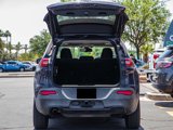 Used 2015 Jeep Cherokee Latitude w/ Comfort/Convenience Group image 6