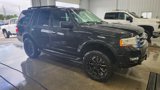 Used 2015 Ford Expedition XLT image 3