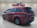 Used 2021 Toyota Sienna XLE w/ XLE Plus Package image 5