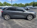 Used 2020 Ford Escape SE image 2
