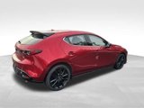 Used 2023 MAZDA MAZDA3 Hatchback w/Premium Plus Pkg image 5