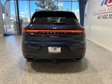 Used 2024 Porsche Cayenne image 4