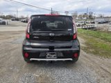 Used 2019 Kia Soul + image 4