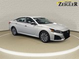Used 2024 Nissan Altima 2.5 SV image 3